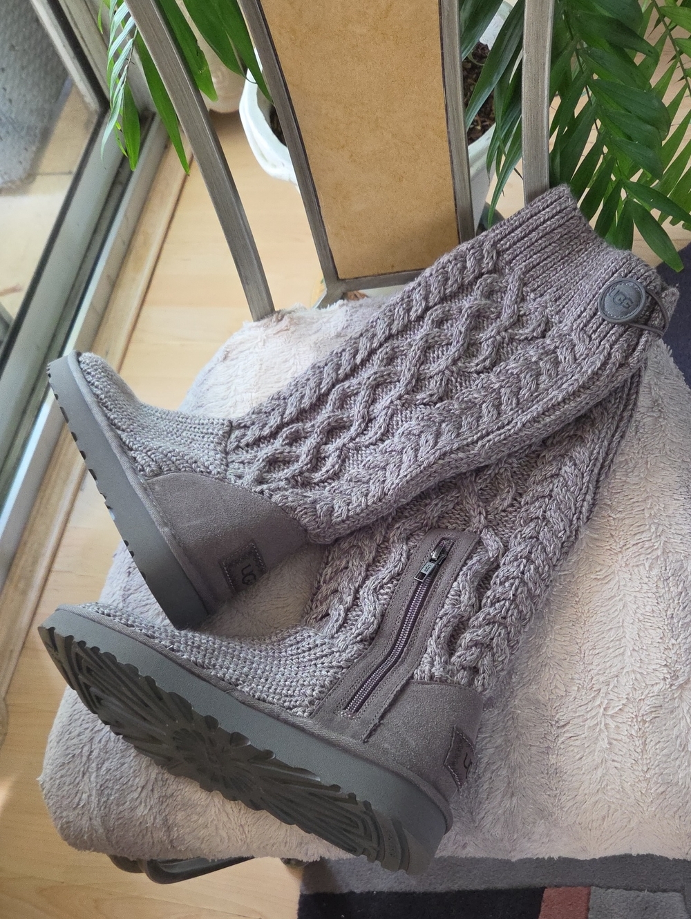 UGG Knit Button Boots ♥️